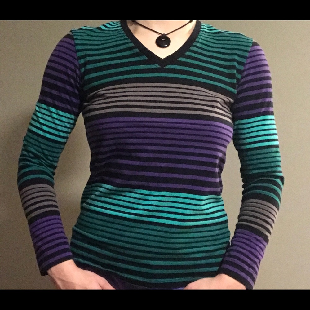 Great Northwest purple/green long sleeved shirt